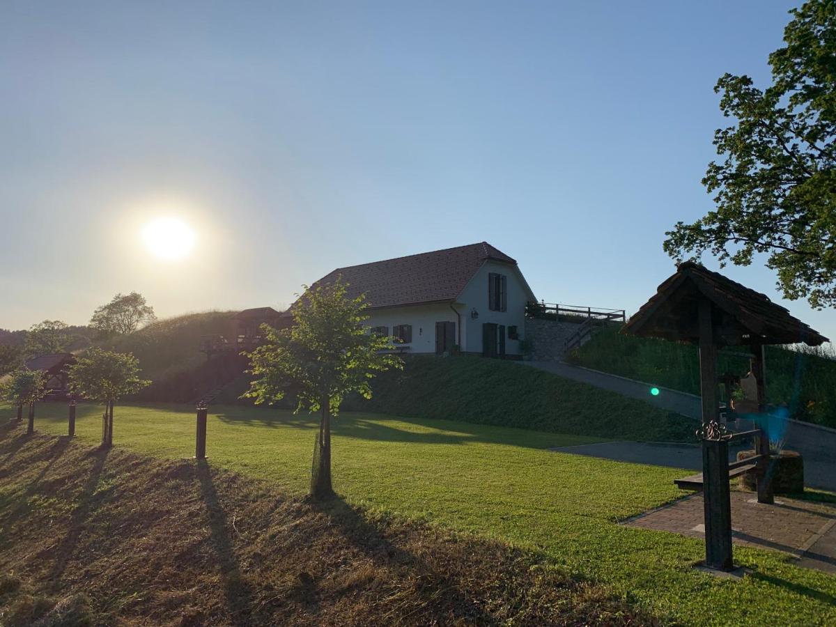 Tourist Farm Artisek Villa Store Kültér fotó